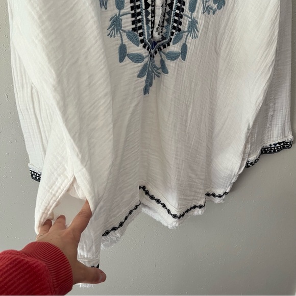 Johnny Was Vedera Gauze Blouse White Blue Sz XL IT HAS POCKETS!! - Picture 12 of 14